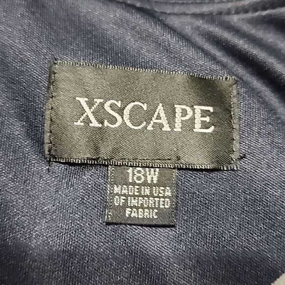 XSCAPE Scuba Boat Neck 3/4 Sleeve Cut-Out Ruched Side Bow Gown Size 18W - Picture 7 of 9